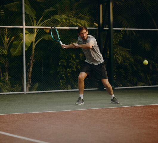 Tennis in the Maldives - JOALI Maldives