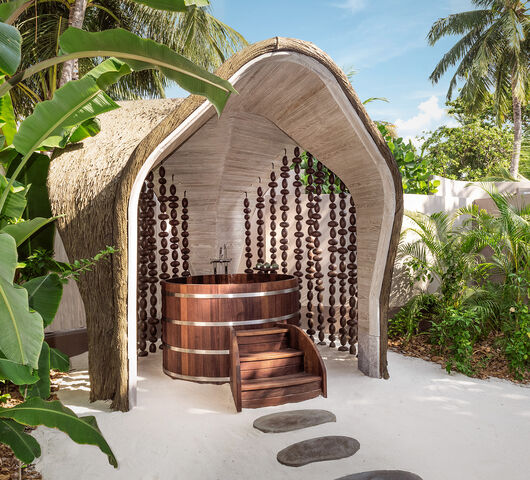 JOALI BEING Three Bedroom Luxury Beach Villa in Maldives with Outdoor Bath 