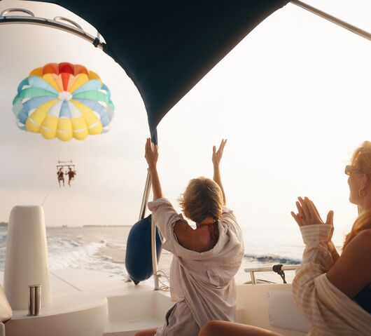 Parasailing in the Maldives - JOALI Maldives